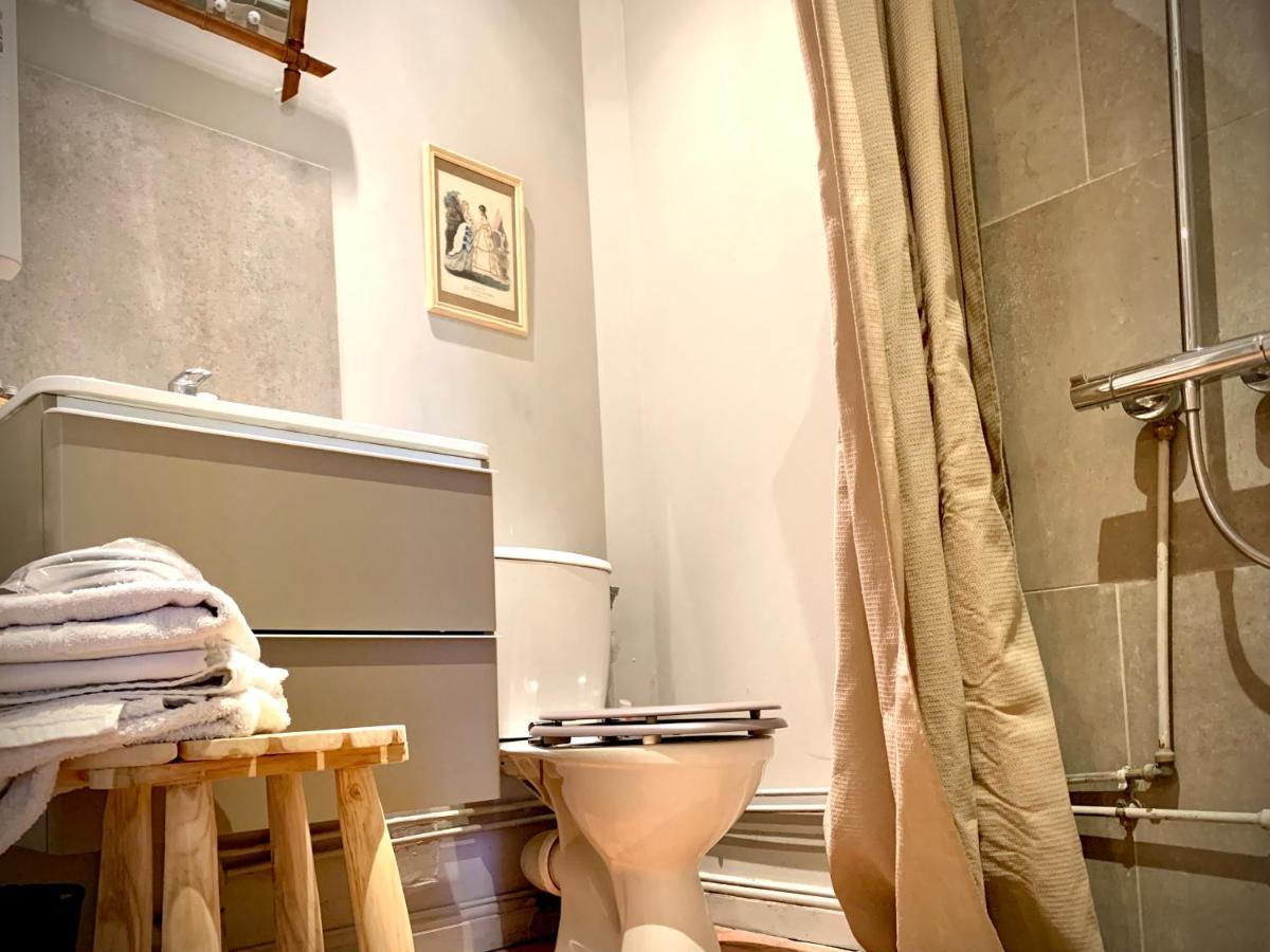 Apartamento La Pierre Levée Montigny-sur-Loing Exterior foto
